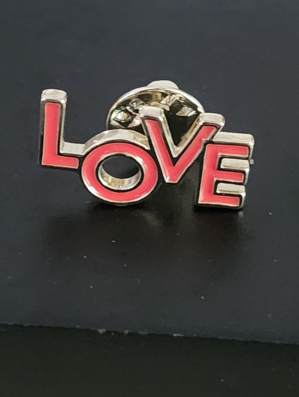 "LOVE" Pink Enamel Lapel Pin Brooch